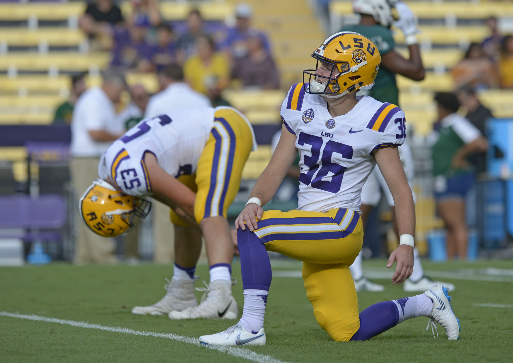 lsuslufootball.090918_HS_835